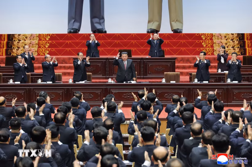 Nhà lãnh đạo Triều Tiên Kim Jong Un (thứ 4, trái) tại kỳ họp thứ nhất của Quốc hội tại Bình Nhưỡng, ngày 22/3/2026. (Nguồn: Yonhap/TTXVN)