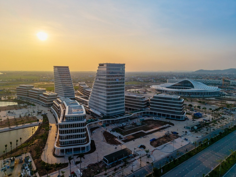 Công trình Trung tâm Chính trị Hành chính và công trình Trung tâm Hội nghị-Biểu diễn thành phố Hải Phòng. (Ảnh: Hoàng Ngọc/TTXVN)