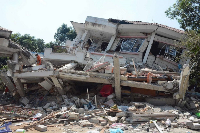 Hiện trường khu vực dân cư bị ảnh hưởng bởi động đất ở thủ đô Naypyidaw. (Ảnh: TTXVN phát)