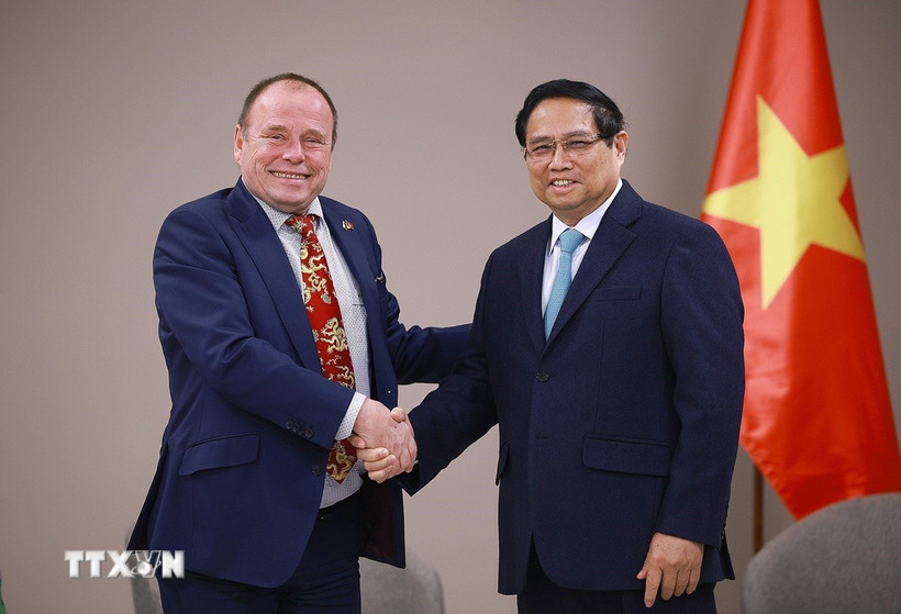 Thủ tướng Phạm Minh Chính tiếp ông Milos Kusy, Chủ tịch Hội Hữu nghị Séc-Việt Nam. (Ảnh: Dương Giang/TTXVN)