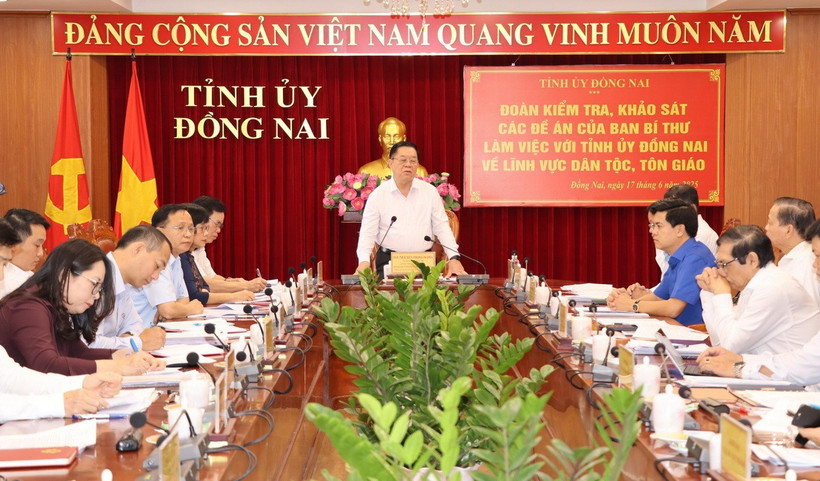 Quanh cảnh buổi làm việc. (Ảnh: Sỹ Tuyên/TTXVN)