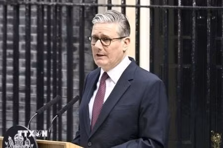 Thủ tướng Anh Keir Starmer tuyên bố từ chức, tại London, ngày 22/6/2026. (Ảnh: Kyodo/TTXVN)