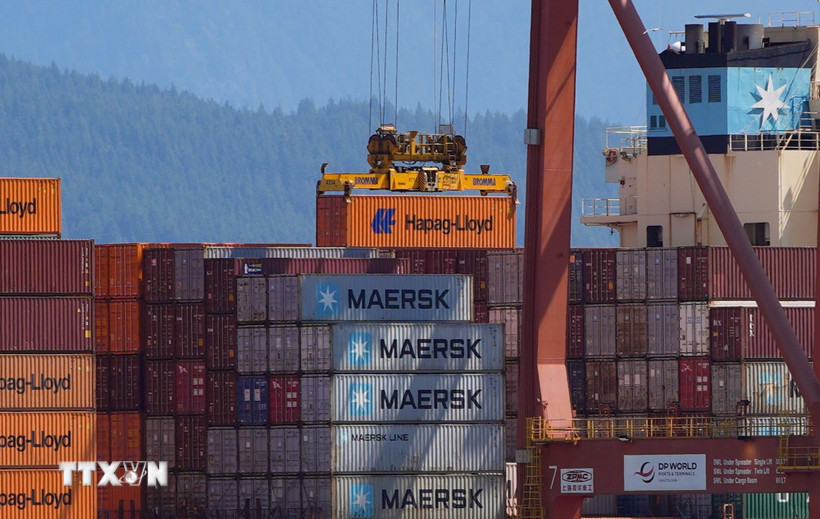 Quang cảnh cảng hàng hóa tại Vancouver, Canada. (Nguồn: THX/TTXVN)