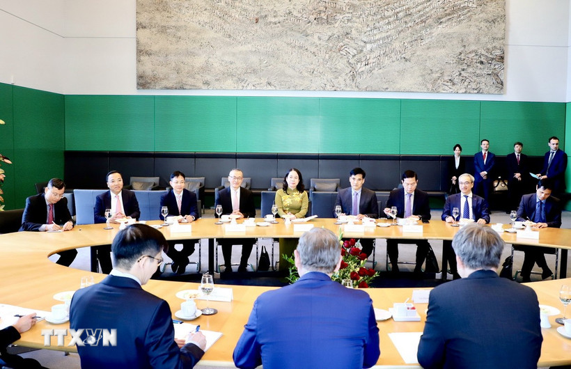 Phó Chủ tịch Quốc hội Đức Bodo Ramelow trong buổi tiếp Phó Chủ tịch nước Võ Thị Ánh Xuân ngày 2/7/2025 đã thông báo việc ông và Quốc hội Đức khởi động quá trình xin ý kiến các bên liên quan để tiến tới phê chuẩn EVIPA. (Nguồn: TTXVN phát)