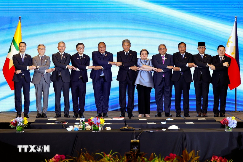 Tại Hội nghị Bộ trưởng Ngoại giao đặc biệt ngày 22/12/2025 ở Kuala Lumpur, nước Chủ tịch Malaysia đã nhấn mạnh tầm quan trọng của việc duy trì hòa bình khu vực, đồng thời kêu gọi Campuchia và Thái Lan thực hiện đầy đủ các thỏa thuận đã ký kết nhằm chấm dứt căng thẳng kéo dài tại khu vực biên giới. Ảnh: THX/TTXVN