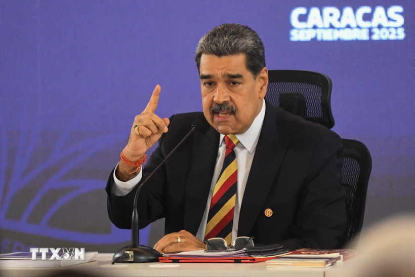 Tổng thống Venezuela Nicolas Maduro phát biểu tại cuộc họp báo ở Caracas. (Nguồn: THX/TTXVN)