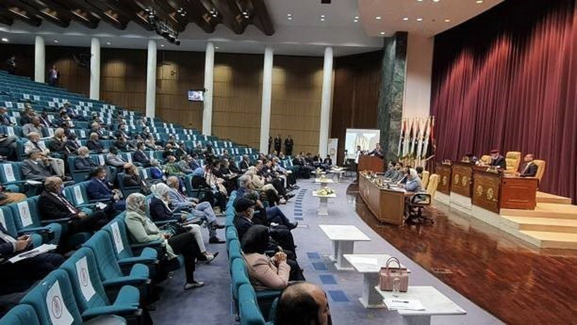 Khói bốc lên sau loạt vụ không kích xuống thủ đô Kiev của Ukraine, ngày 10/10/2022. (Ảnh: AFP/TTXVN)