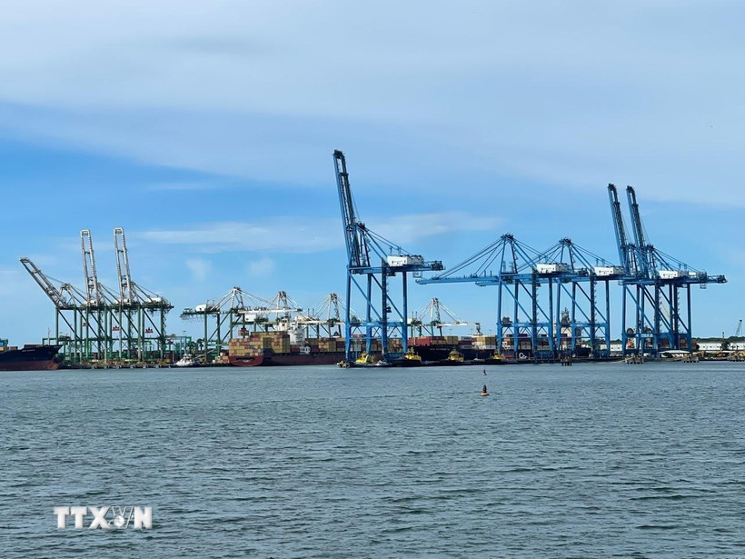 Khu vực cảng biển ở kênh đào Panama. Nguồn: TTXVN