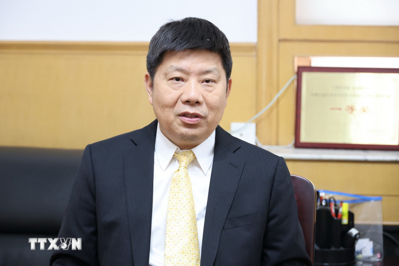 Giáo sư Hứa Lợi Bình, Giám đốc Trung tâm nghiên cứu Đông Nam Á thuộc Viện nghiên cứu chiến lược toàn cầu và châu Á-Thái Bình Dương (CASS), Viện Khoa học xã hội Trung Quốc. (Ảnh: Quang Hưng/TTXVN)