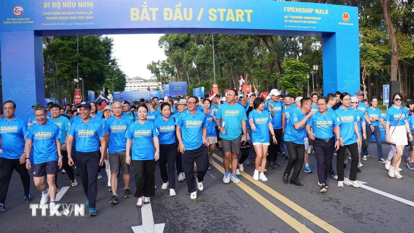 Khu vực xuất phát trên đường Lê Duẩn (Công viên 30/4). (Ảnh: Trung Tuyến/TTXVN)