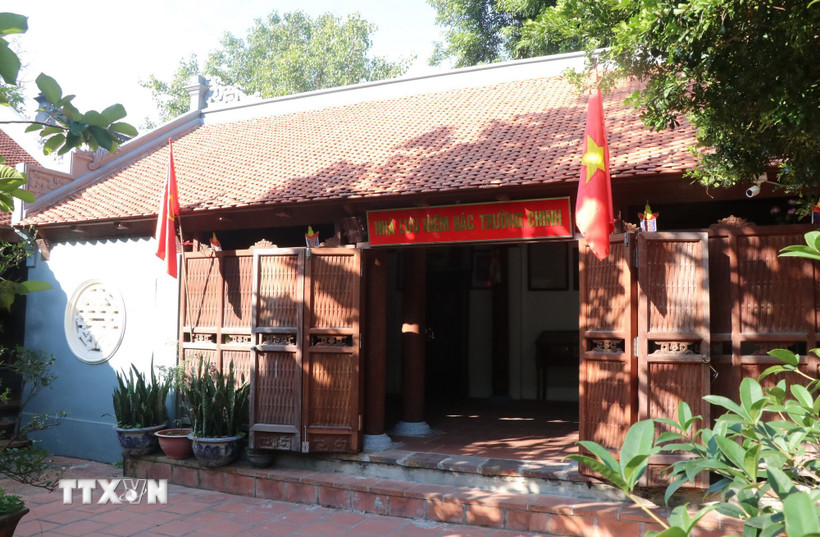 Nhà lưu niệm Tổng Bí thư Trường Chinh được xây dựng tại chùa Đồng Kỵ. (Ảnh: Thanh Thương/TTXVN)