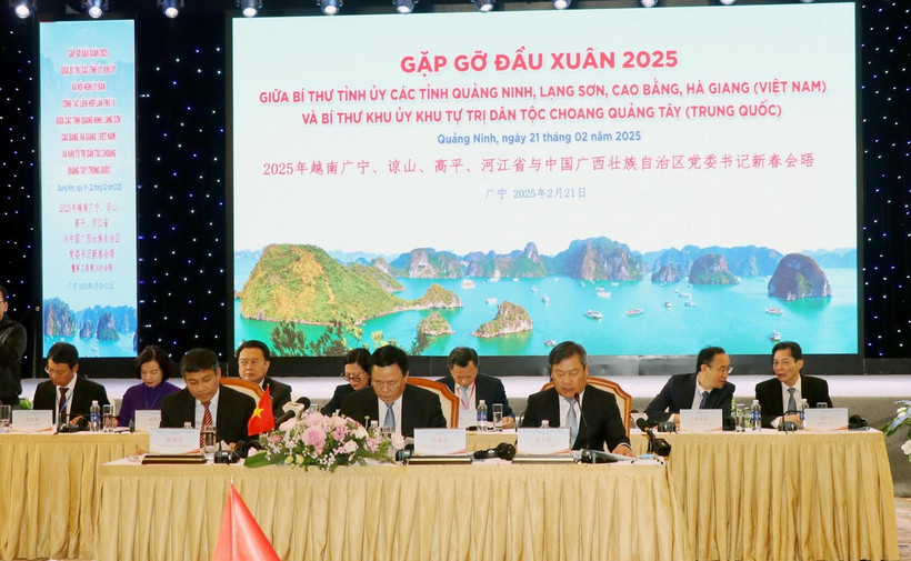 Quang cảnh cuộc gặp mặt. (Ảnh: Văn Đức/TTXVN)