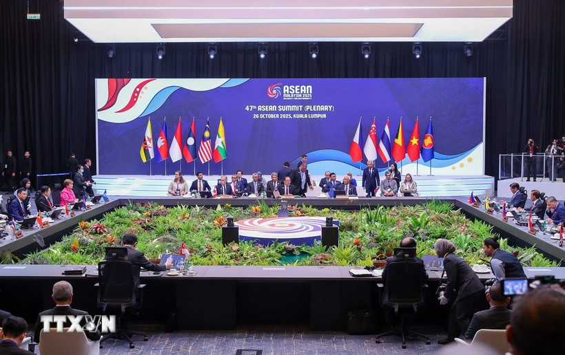 Thủ tướng Phạm Minh Chính tham dự Phiên toàn thể Hội nghị Cấp cao ASEAN lần thứ 47 và Lễ trao Nghị định thư thứ hai sửa đổi Hiệp định Thương mại Hàng hóa ASEAN (ATIGA). (Ảnh: Dương Giang/TTXVN)