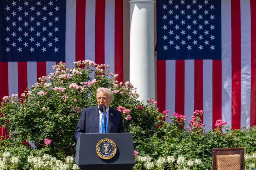 Tổng thống Mỹ Donald Trump phát biểu tại Nhà Trắng, Washington, D.C. (Ảnh: THX/TTXVN)