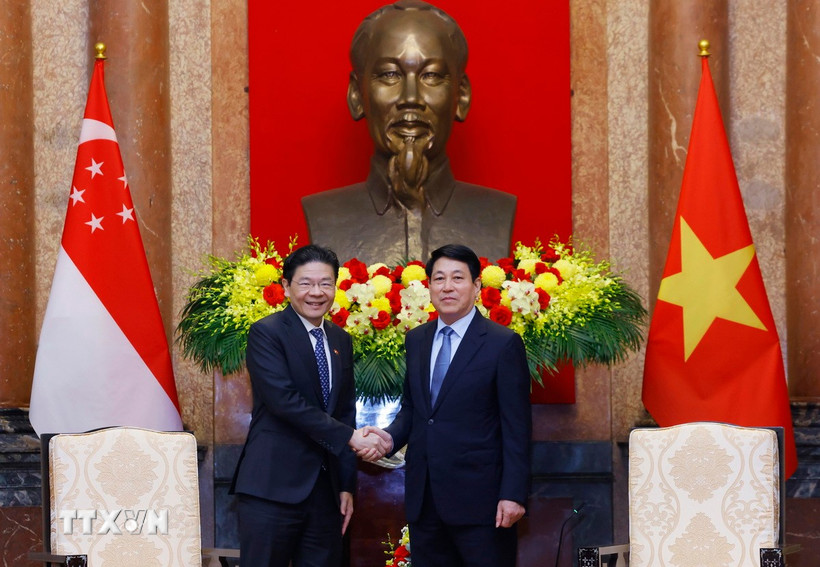 Chủ tịch nước Lương Cường tiếp Thủ tướng Cộng hòa Singapore Lawrence Wong thăm chính thức Việt Nam. (Ảnh: Lâm Khánh/TTXVN)
