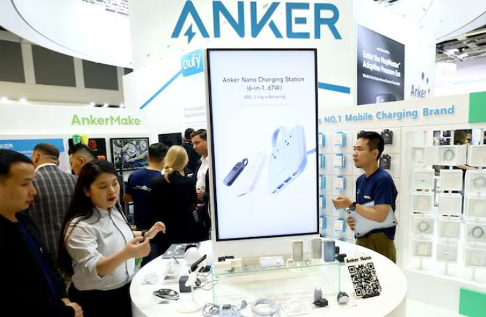 Anker là một trong những nhà bán hàng lớn nhất trên Amazon, chào bán đa dạng các sản phẩm từ sạc dự phòng đến ốp lưng điện thoại. (Nguồn: Reuters)