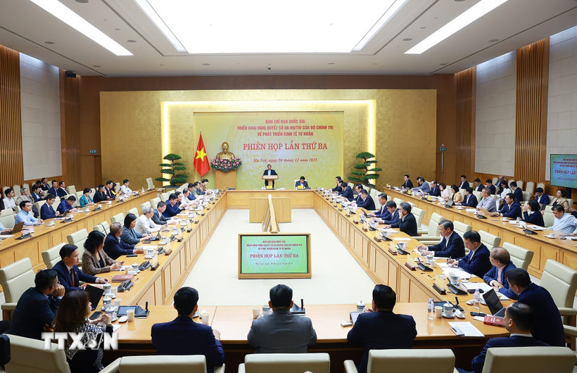 Phiên họp lần thứ ba của Ban Chỉ đạo phát triển kinh tế tư nhân. (Ảnh: Dương Giang/TTXVN)