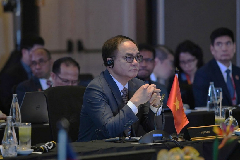 Thứ trưởng Bộ Nội vụ Vũ Chiến Thắng tham dự và phát biểu tại hội nghị. (Ảnh: Hằng Linh/TTXVN)