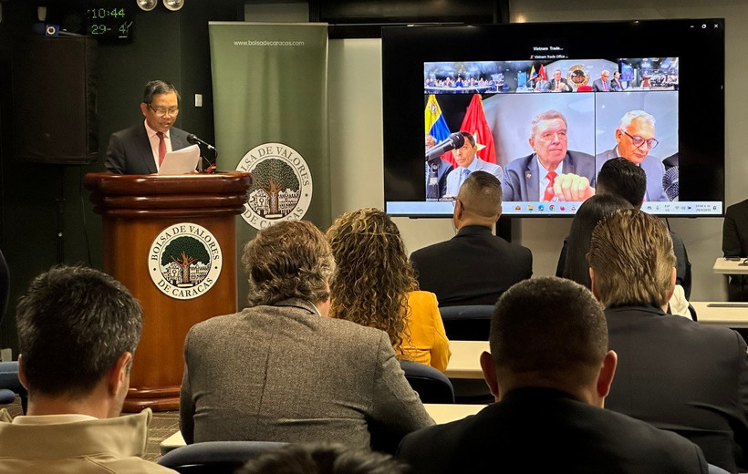 Đại sứ Vũ Trung Mỹ phát biểu khai mạc Diễn đàn doanh nghiệp VIệt Nam Venezuela 2025. (Ảnh: TTXVN phát)