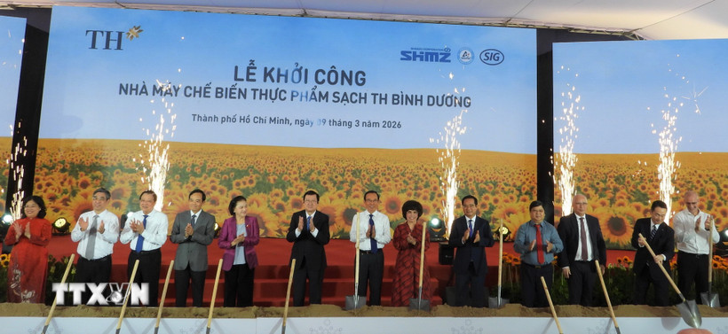 Lễ khởi công dự án Nhà máy chế biến thực phẩm sạch TH. (Ảnh: Huyền Trang/TTXVN)