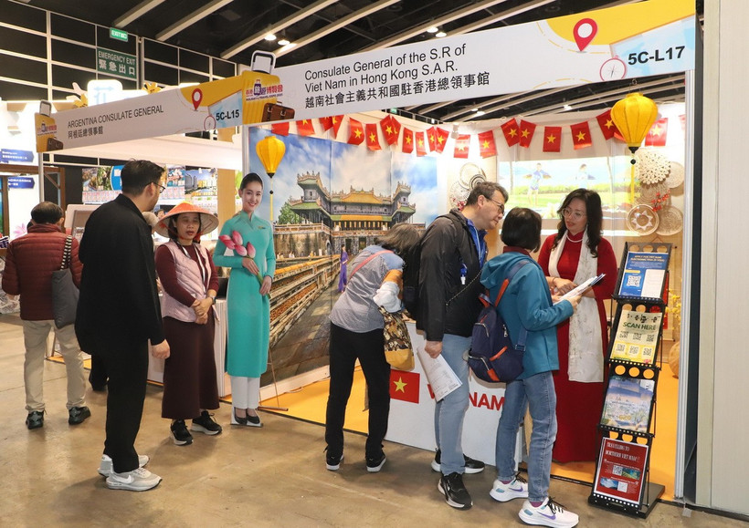 Gian hàng của Việt Nam tại hội chợ. (Ảnh: Xuân Vịnh/TTXVN)