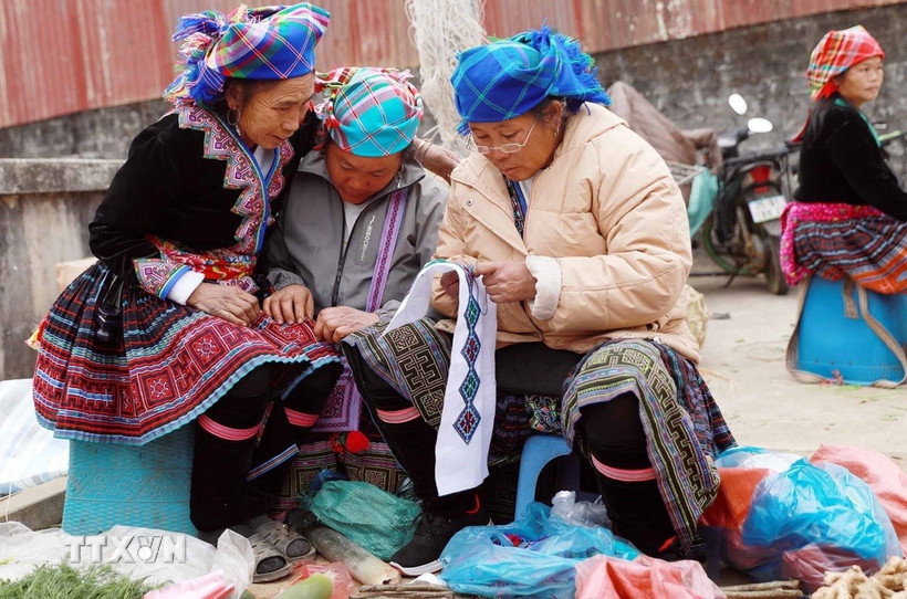 Hiện không khí lạnh đã ảnh hưởng đến Bắc Trung Bộ, hầu hết phía Tây Bắc Bộ và một số nơi ở Trung Trung Bộ. (Ảnh: Quý Trung/TTXVN)