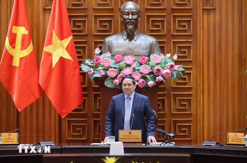 Thủ tướng Phạm Minh Chính chủ trì cuộc họp Thường trực Bet8801234.com BMXCT Uy Tín về bình ổn giá xăng dầu. (Ảnh: Dương Giang/TTXVN)