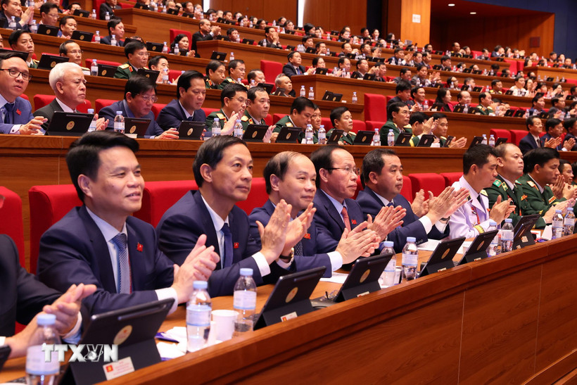 Các đại biểu dự phiên thảo luận tại hội trường về các văn kiện Đại hội XIV của Đảng chiều 21/1. (Ảnh: TTXVN)