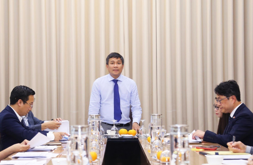 Tọa đàm do Thứ trưởng Thường trực Bộ Ngoại giao Nguyễn Minh Vũ chủ trì. (Ảnh: TTXVN phát)