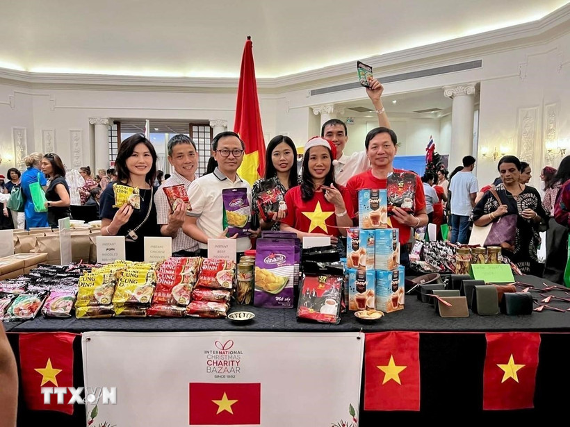 Dấu ấn Việt Nam tại Hội chợ từ thiện quốc tế ở Colombo