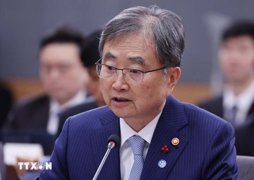 Ngoại trưởng Hàn Quốc Cho Hyun phát biểu tại cuộc họp ở Seoul ngày 19/12/2025. (Nguồn: Yonhap/TTXVN)