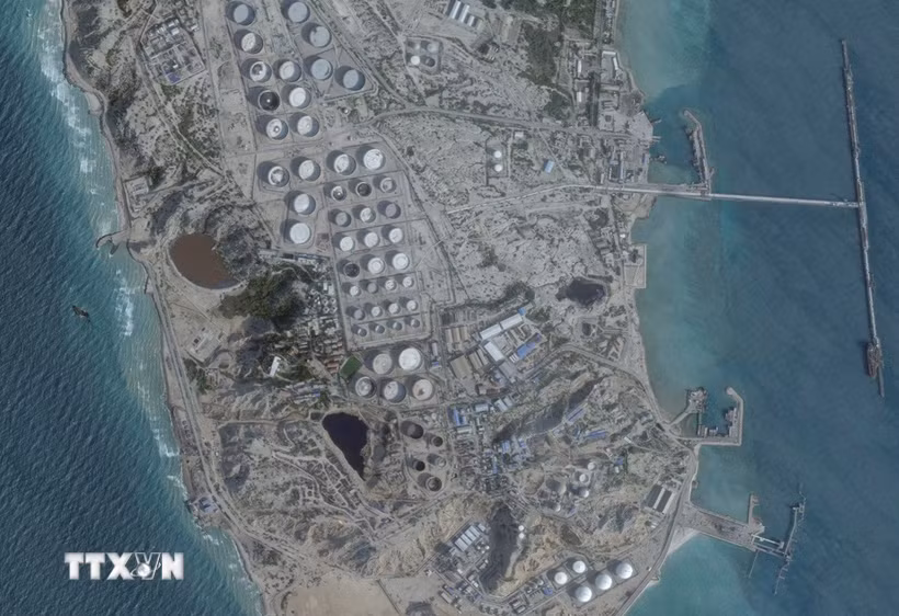 Quang cảnh đảo Kharg của Iran, ngày 25/2/2026. (Ảnh: REUTERS/TTXVN)