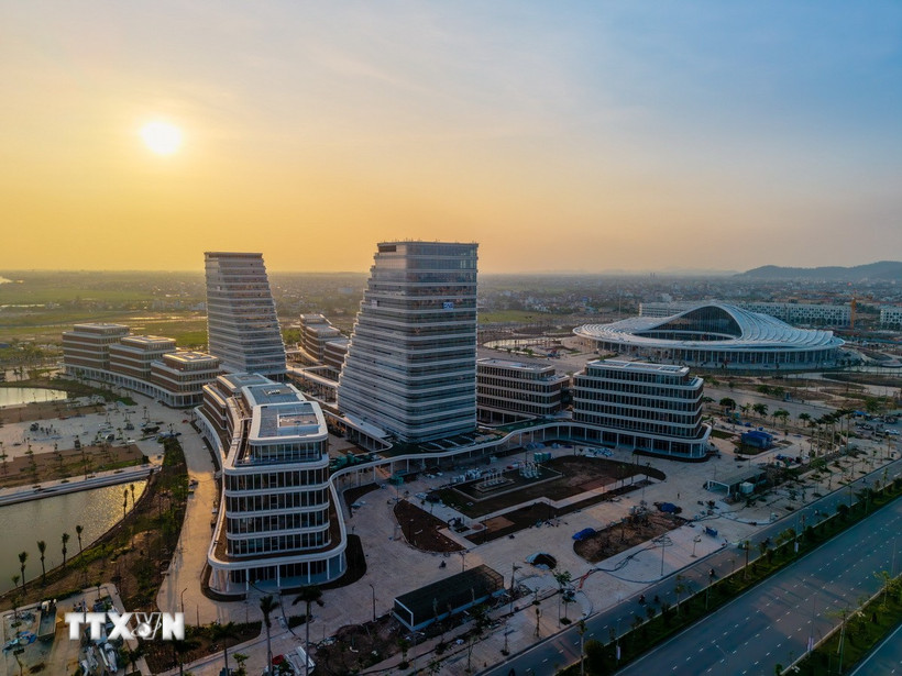 Công trình Trung tâm Chính trị Hành chính và công trình Trung tâm Hội nghị-Biểu diễn thành phố Hải Phòng. (Ảnh: Hoàng Ngọc/TTXVN)