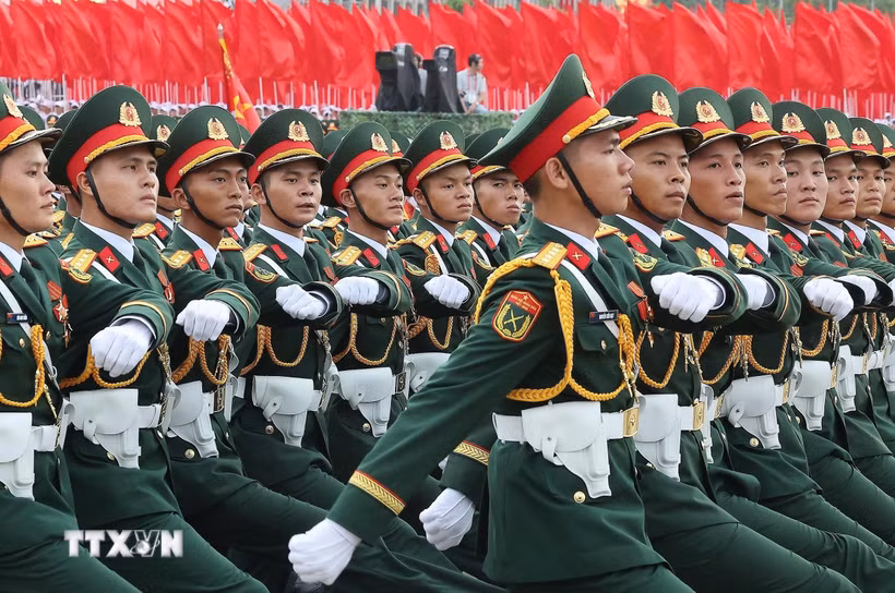 Khối sỹ quan Lục quân. (Ảnh: Lâm Khánh/TTXVN)