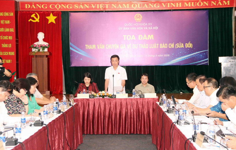 Quang cảnh tọa đàm. (Ảnh: Xuân Khu/TTXVN)