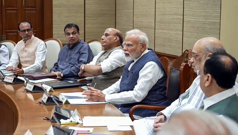 Thủ tướng Ấn Độ Narendra Modi chủ trì cuộc họp Nội các liên bang ở New Delhi ngày 7/5/2025. (Ảnh: ANI/TTXVN)