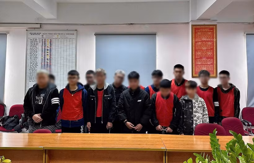 Các đối tượng bị bắt giữ. (Ảnh: TTXVN phát)