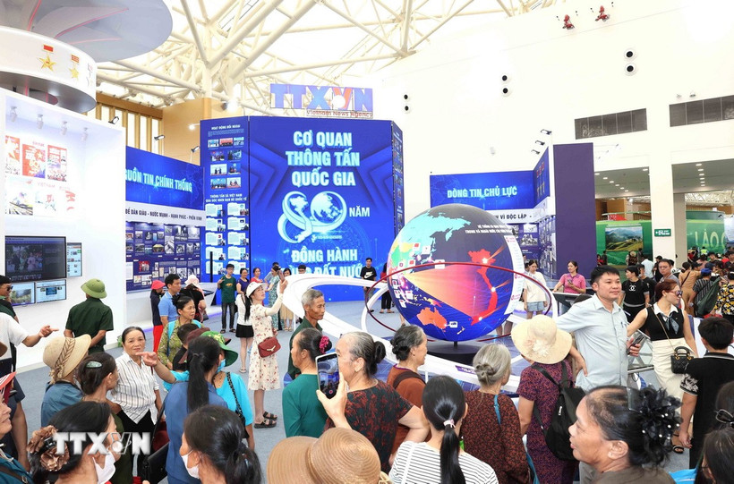 Không gian trưng bày của TTXVN tại Triển lãm thành tựu đất nước. (Ảnh: Phương Hoa/TTXVN)