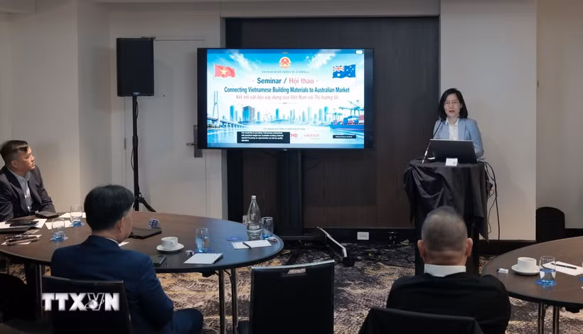 Bà Trần Thị Thanh Mỹ, Trưởng Cơ quan Thương vụ Việt Nam tại Australia, phát biểu khai mạc hội thảo. (Ảnh: Trung Trang/TTXVN)