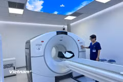 Nhiều bệnh viện đầu tư hệ thống máy móc hiện đại để nâng cao chất lượng công tác khám chữa bệnh. (Ảnh: T.G/Vietnam+)
