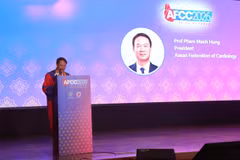 Giáo sư Phạm Mạnh Hùng - Chủ tịch AFC nhiệm kỳ 2025-2027, phát biểu tại Lễ khai mạc AFCC 2026. (Ảnh: PV/Vietnam+)