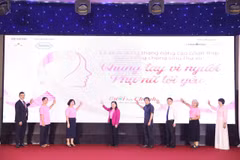 Các đại biểu phát động chiến dịch "Chung tay vì người phụ nữ tôi yêu" năm 2026. (Ảnh: PV/Vietnam+)