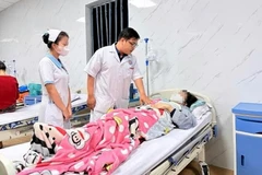 Ăn bánh mì Hồng Vân, hơn 100 người ở Quảng Ngãi nhập viện với triệu chứng sốt cao