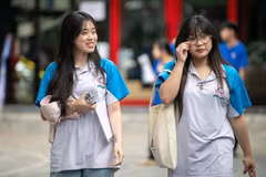 Đề Tiếng Anh "bớt bẫy", vì sao chuyên gia vẫn dự báo phổ điểm khó vượt mốc 7?