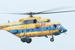 Cận cảnh trực thăng Mi-8, Mi-17 luyện bay đội hình chuẩn cho nhiệm vụ A80
