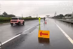 Cấm đường cao tốc từ nút giao Nghi Sơn, Thanh Hóa km380 đến nút giao Vũng Áng - Hà Tĩnh, Km568 +500. (Ảnh: Cục Cảnh sát Giao thông cung cấp)