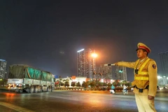 Lực lượng Cảnh sát giao thông tham gia phân luồng giao thông. (Ảnh: Cục CSGT)