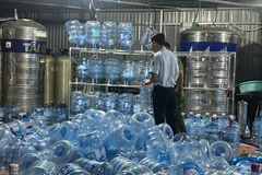 Dùng nước máy bơm vào vỏ Lavie, tung ra thị trường hơn 20.000 bình nước uống giả