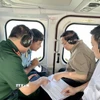 Sáng 28/12, Thủ tướng Phạm Minh Chính đi thị sát, kiểm tra tiến độ thi công tuyến đường bộ cao tốc Cà Mau-Đất Mũi, tuyến giao thông ra đảo Hòn Khoai và Cảng tổng hợp lưỡng dụng Hòn Khoai thuộc xã Đất Mũi, tỉnh Cà Mau. (Ảnh: Dương Giang/TTXVN)