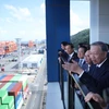 Tổng Bí thư Tô Lâm thăm cảng tự động hoá DGT, thành phố Busan, Hàn Quốc. Ảnh: Thống Nhất – TTXVN
